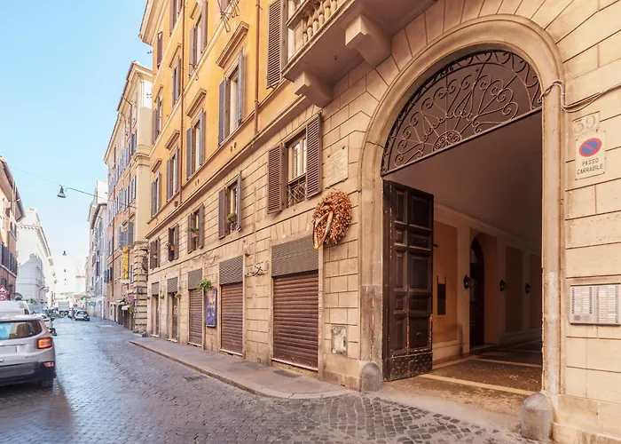 The Charming House - Pantheon Apartment *